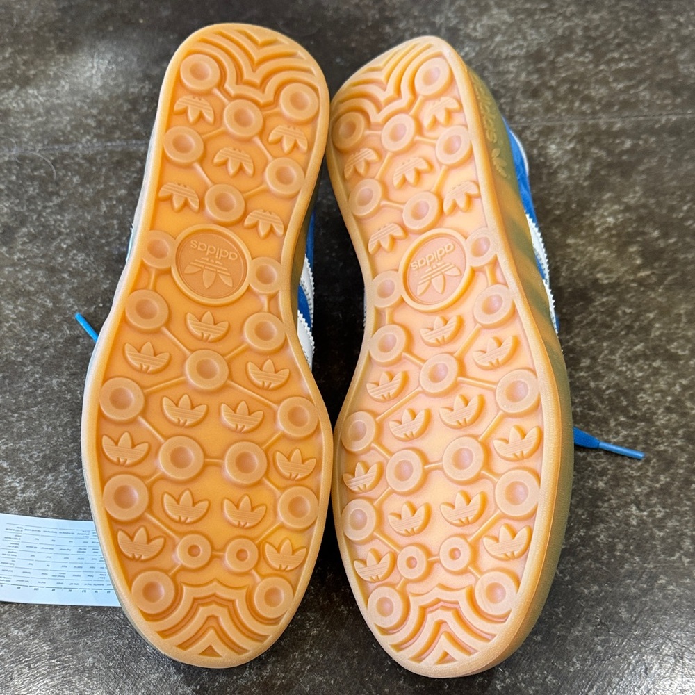 Adidas Gazelle Blue and White Sneakers - Picture 5 of 6